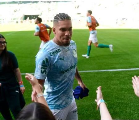 Com nova lesão na coxa, Paulinho desfalca o Palmeiras novamente