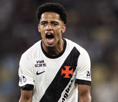 Brenner brilha, e Vasco volta a eliminar Fluminense da Copa do Brasil