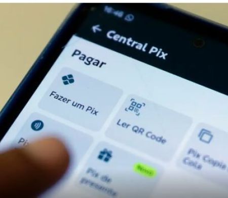 Pix avança como meio de pagamento em bares e restaurantes
