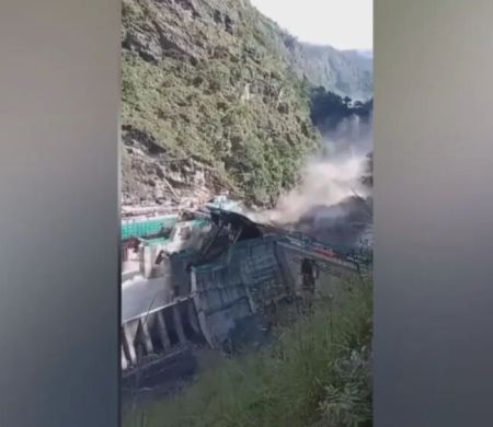 Enchente no Nepal deixa quase 1,5 mil desaparecidos&nbsp;