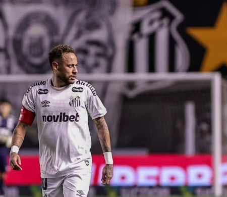 Santos fecha acordo com Neymar para parcelar dívida de imagem em até 80 meses