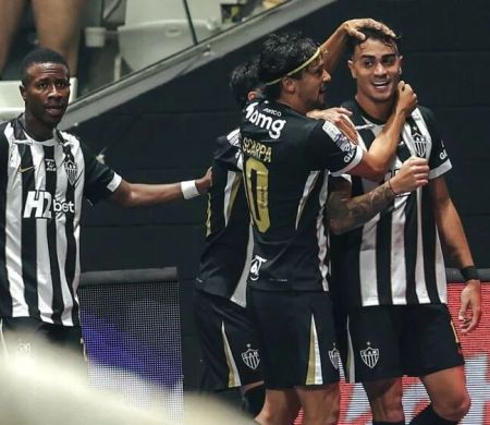 Atlético-MG bate o Vitória antes de 