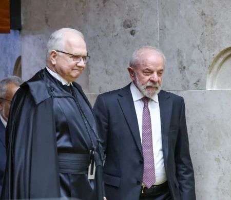 Lula conversou com ministros do STF sobre caso Moraes