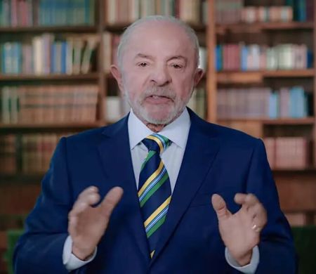Lula é desaprovado por 53%, aponta pesquisa Atlas/Bloomberg