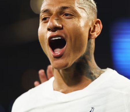 Vasco inicia contatos para tentar contratar atacante Richarlison
