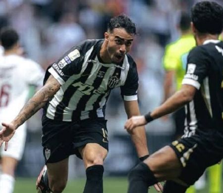 Atlético-MG supera Fluminense com gol e assistência de Cuello