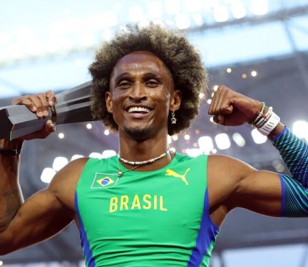 Alison bate rivais e conquista ouro no Mundial de Atletismo Ultimate