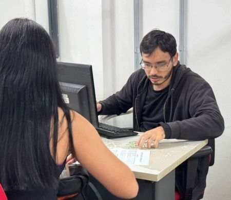 Campo Grande começa quarta-feira com 813 vagas de emprego