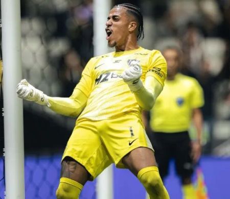Atlético-MG supera Santos e vai à semifinal da Sul-Americana