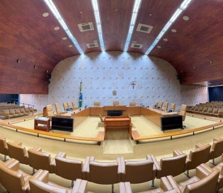 Fim do foro especial divide Congresso em meio ao caso Master
