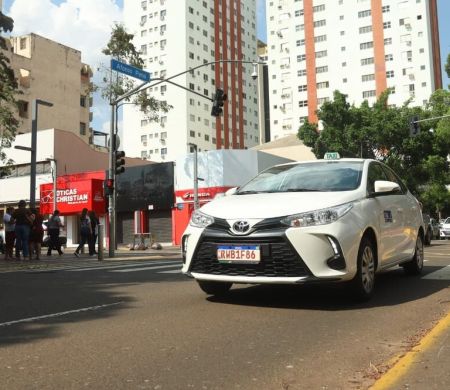 Campo Grande moderniza frota de táxis com serviço executivo