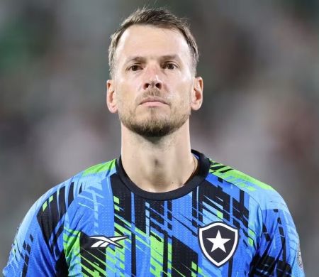 Juventus encaminha acerto com Neto, goleiro ex-Botafogo