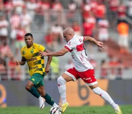 CRB massacra o Cuiabá, no Rei Pelé, em Maceió, e encosta no G-6 da Séria B