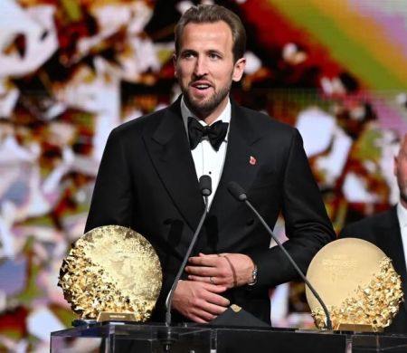 Harry Kane conquista Bola de Ouro 2026 e é eleito o melhor jogador do mundo