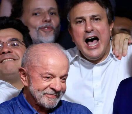 Lula busca apoio do Centrão e enfrenta desafio para garantir maioria no Congresso