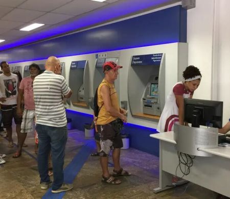 Endividamento sobe 75% no país e desafia política econômica do governo Lula