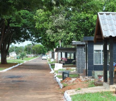 Cemitérios municipais terão programação especial no Dia de Finados