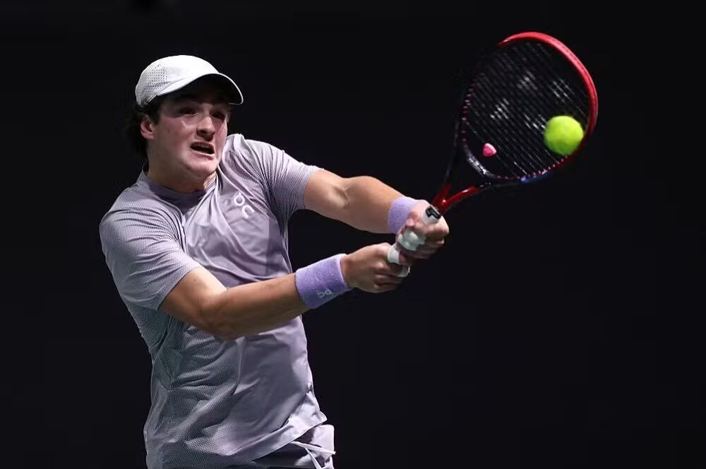 João Fonseca no Masters 1.000 de Paris (Foto: Julian Finney/Getty Images)