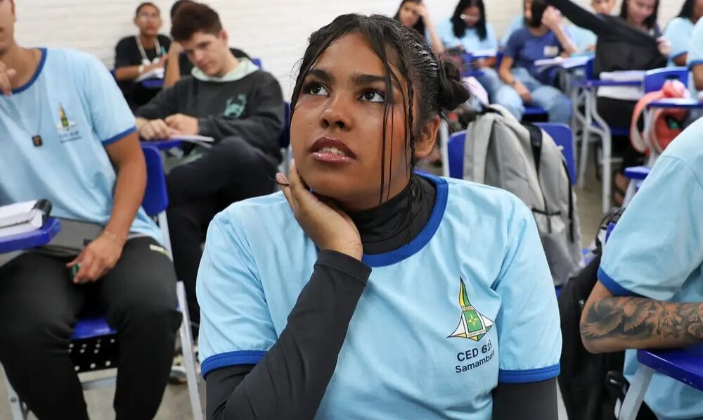 Alunos beneficiados pelo Programa Pé-de-Meia (Foto: Antônio Cruz/ABr)