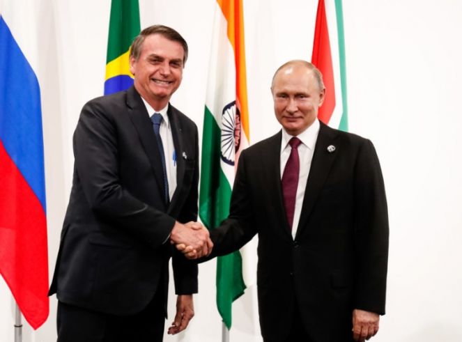 Bolsonaro e Putin acertam soltura de Robson