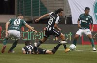 Terceiro melhor visitante no Brasileirão, Botafogo busca vitória inédita no Allianz
