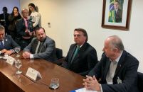 Em reunião com CNM, Bolsonaro se compromete com apoio à PEC 122