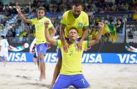 Na estreia da Copa do Mundo de Futebol de Areia Brasil vence Omã por 5 a 3