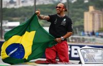 Nos 64 de Ayrton Senna, Hamilton se declara ao brasileiro: “Meu herói”