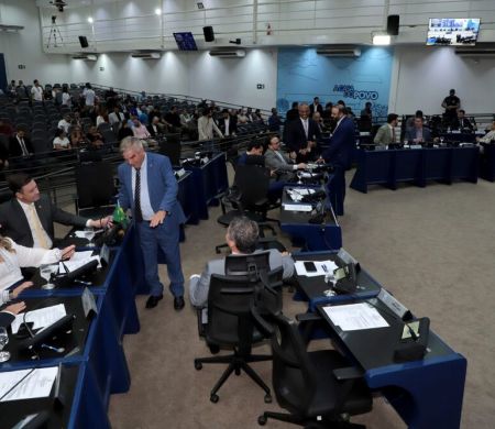 Vereadores avaliam projeto sobre laudo para autistas e mais duas propostas nesta terça-feira
