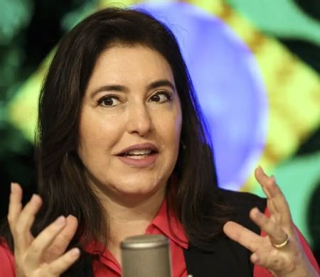 Simone diz que verbas do Bolsa Família e Pé-de-Meia estão garantidas