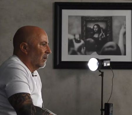 Sampaoli manifesta desejo de trabalhar só no meio do ano e Santos para negociação