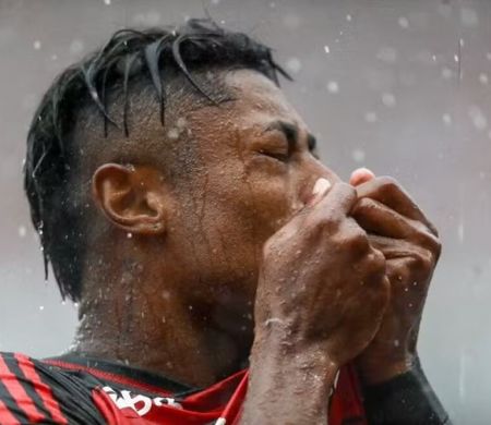 Em jogo suspeito, 98% do nº de apostas para cartões em bet eram para punição a BH