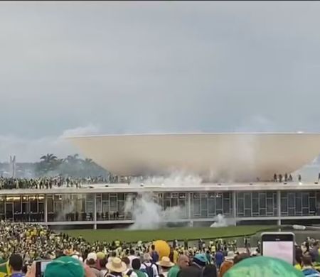Saiba sobre o novo PL da Anistia que Alcolumbre, Motta e ministros do STF negociam 