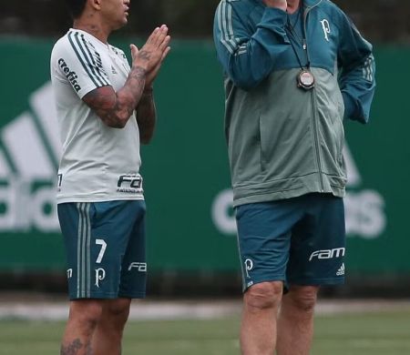 Com Atlético-MG e Grêmio de olho, Cruzeiro e Dudu discutem rescisão contratual 
