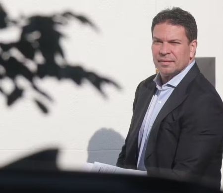 Relator na Câmara ignora STF e propõe trancar ação do golpe contra Ramagem