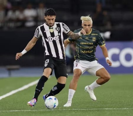 Botafogo faz jogo decisivo esta noite na Venezuela contra o Carabobo