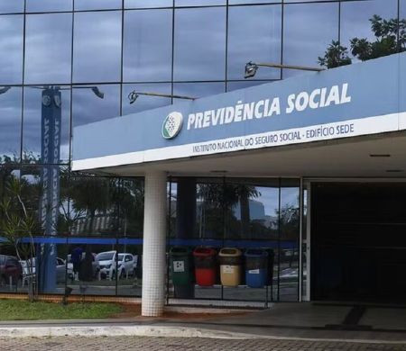 Devolução de valores descontados de aposentados será automática, diz presidente 
