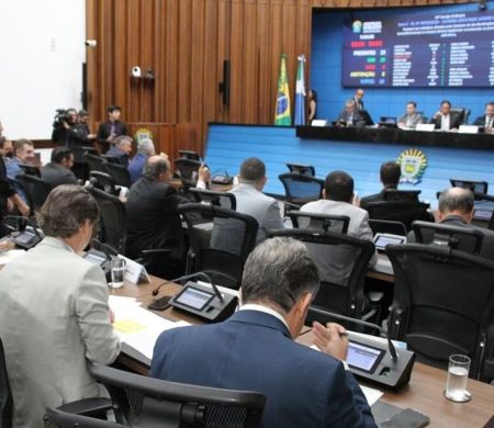 Deputados votam hoje reajuste de 5,06% para servidores de Mato Grosso do Sul