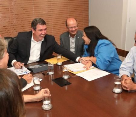Bataguassu apresenta projetos ao governo e solitica apoio para executá-los 