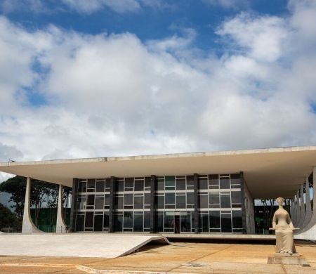 STF tem 2 a 0 para manter processo contra Ramagem por três crimes