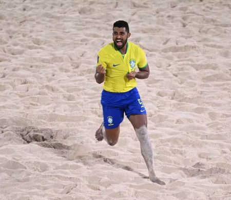 Brasil decide daqui a pouco contra Belarus o título mundial de futebol de areia
