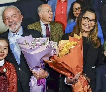 Presidente Lula se reúne com empresários chineses em Pequim