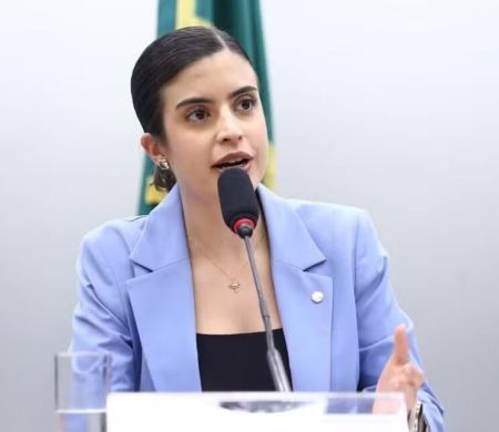 Com influência do governo, Tabata Amaral pode ser relatora da CPI do INSS