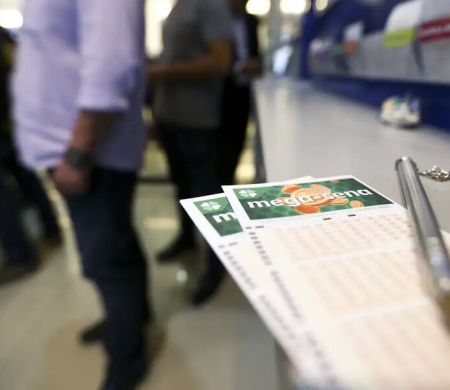 Ninguém crava as seis dezenas da Mega e prêmio vai a R$ 68 milhões