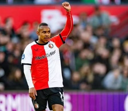 Atacante Igor Paixão, com 32 participações em gols pelo Feyenoord, entra na pré-lista de Ancelotti
