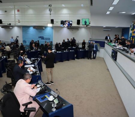 Câmara analisa veto que barra destinação de R$ 8,7 milhões a entidades 