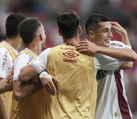 Fluminense goleia Aparecidense e confirma vaga nas oitavas da Copa do Brasil