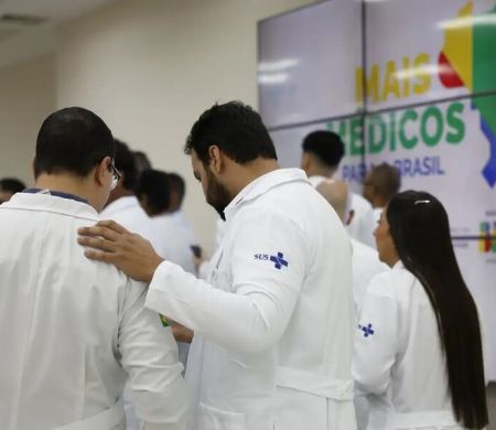 Inscrições para bolsas integrais do Mais Médicos vão até 6 de junho