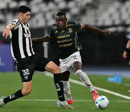 Nottingham Forest faz proposta ao Botafogo pelo zagueiro Jair