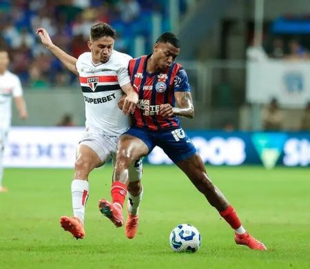 Willian José brilha com dois gols e Bahia de Ceni vence o São Paulo